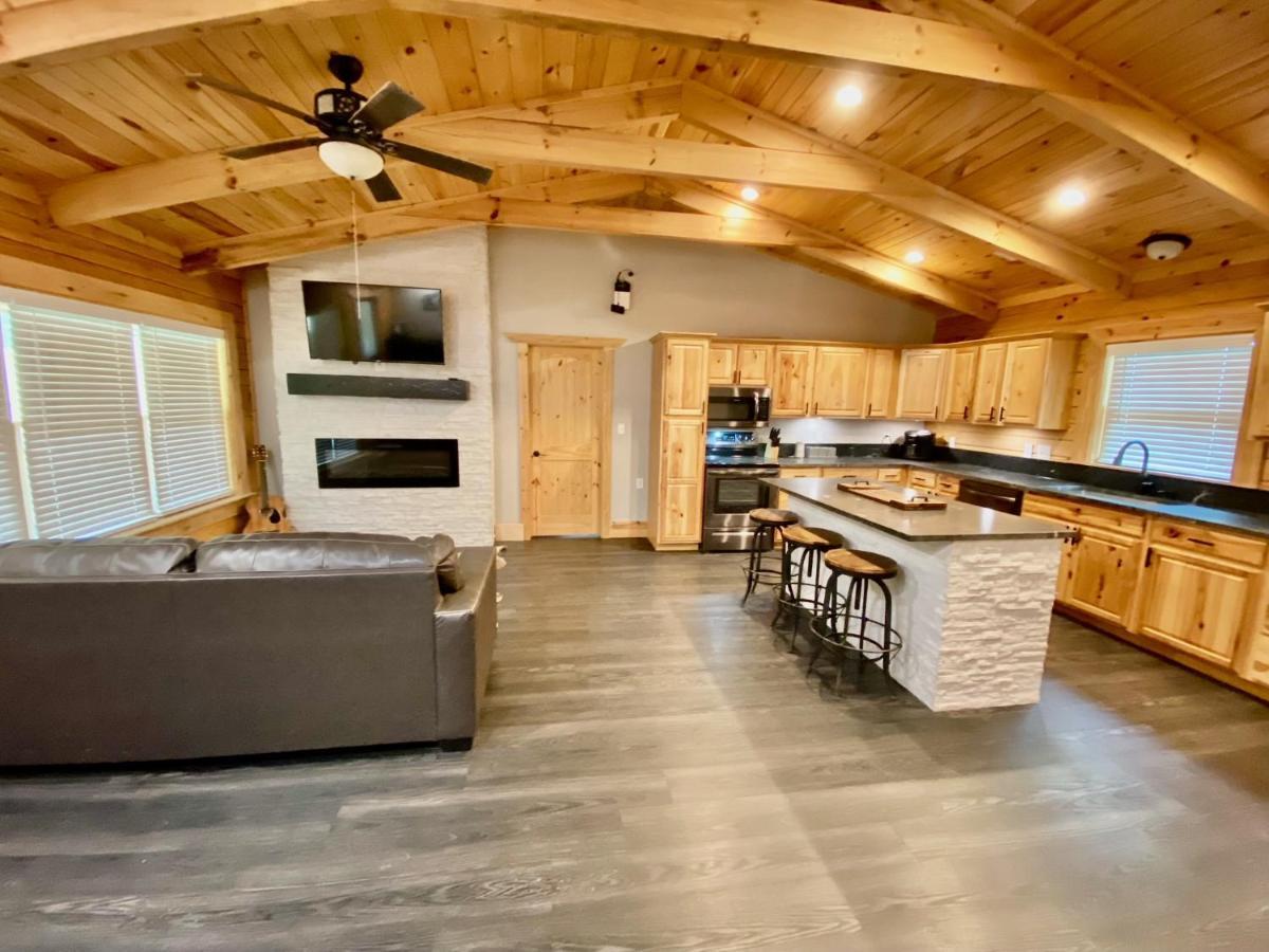 Cabin At Chitt'S Creek Emory Eksteriør billede